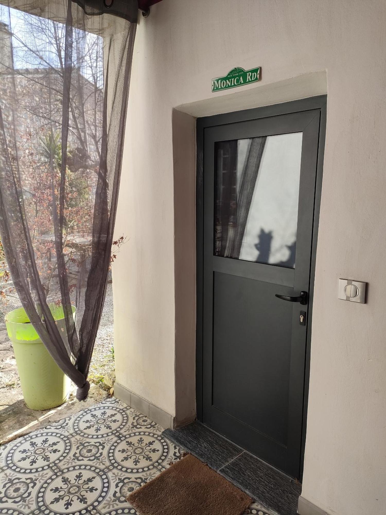 Maison D'Hotes Cote Cour Rasteau 部屋 写真
